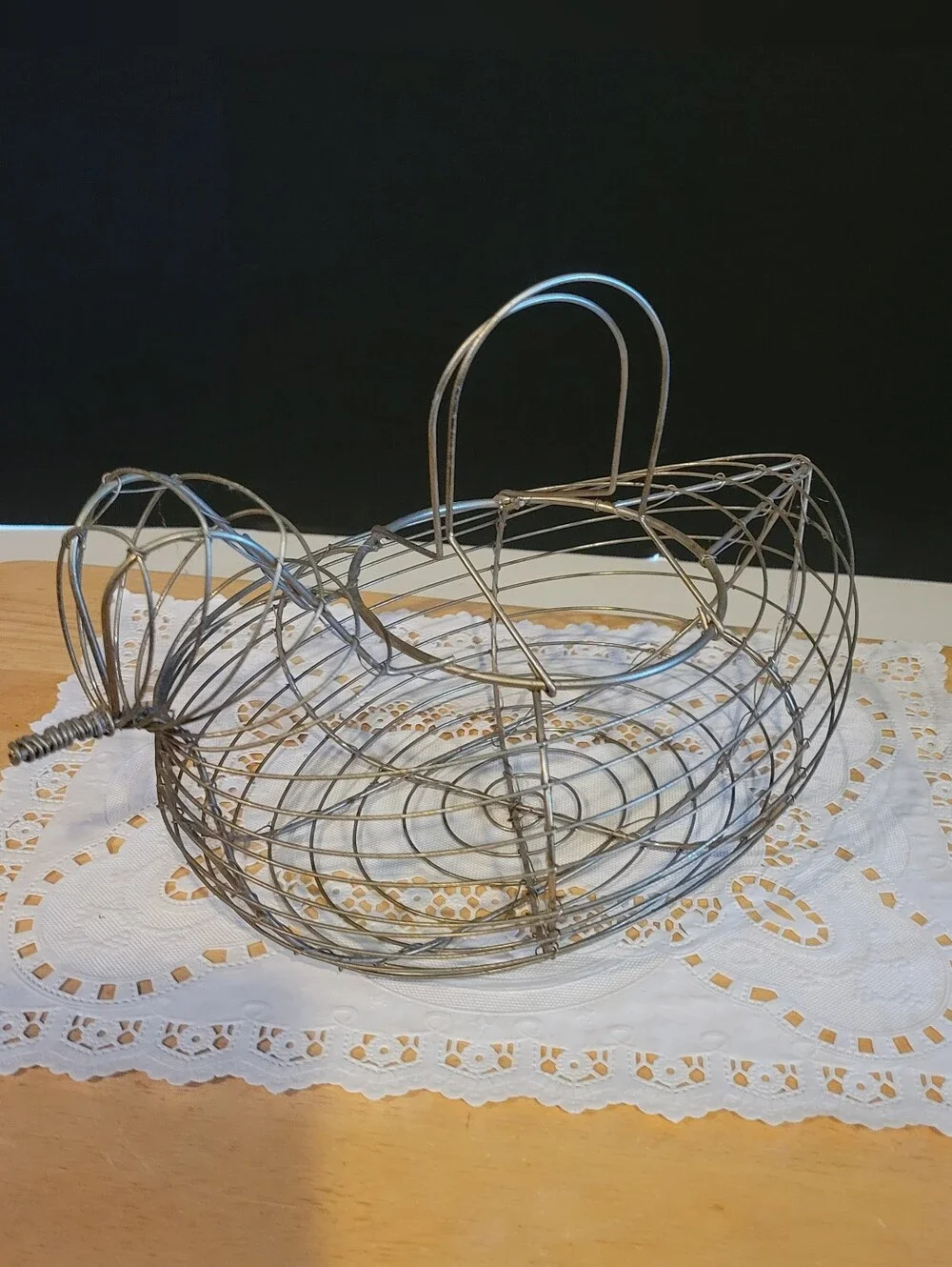 Vintage Wire Egg Collecting Basket Chicken Primitive Country Farmhouse Gold Tone